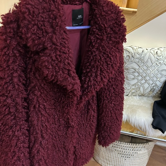 Zara Women's Deep Red Teddy Jacket - Picture 2 of 7